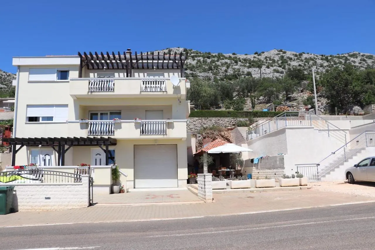 Apartment Petra Stari Grad  Starigrad Paklenica