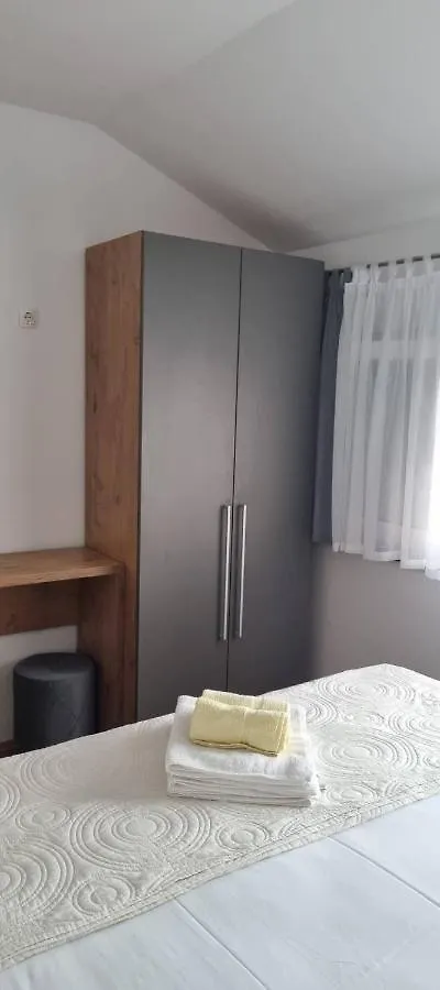 Apartment Petra Starigrad Paklenica
