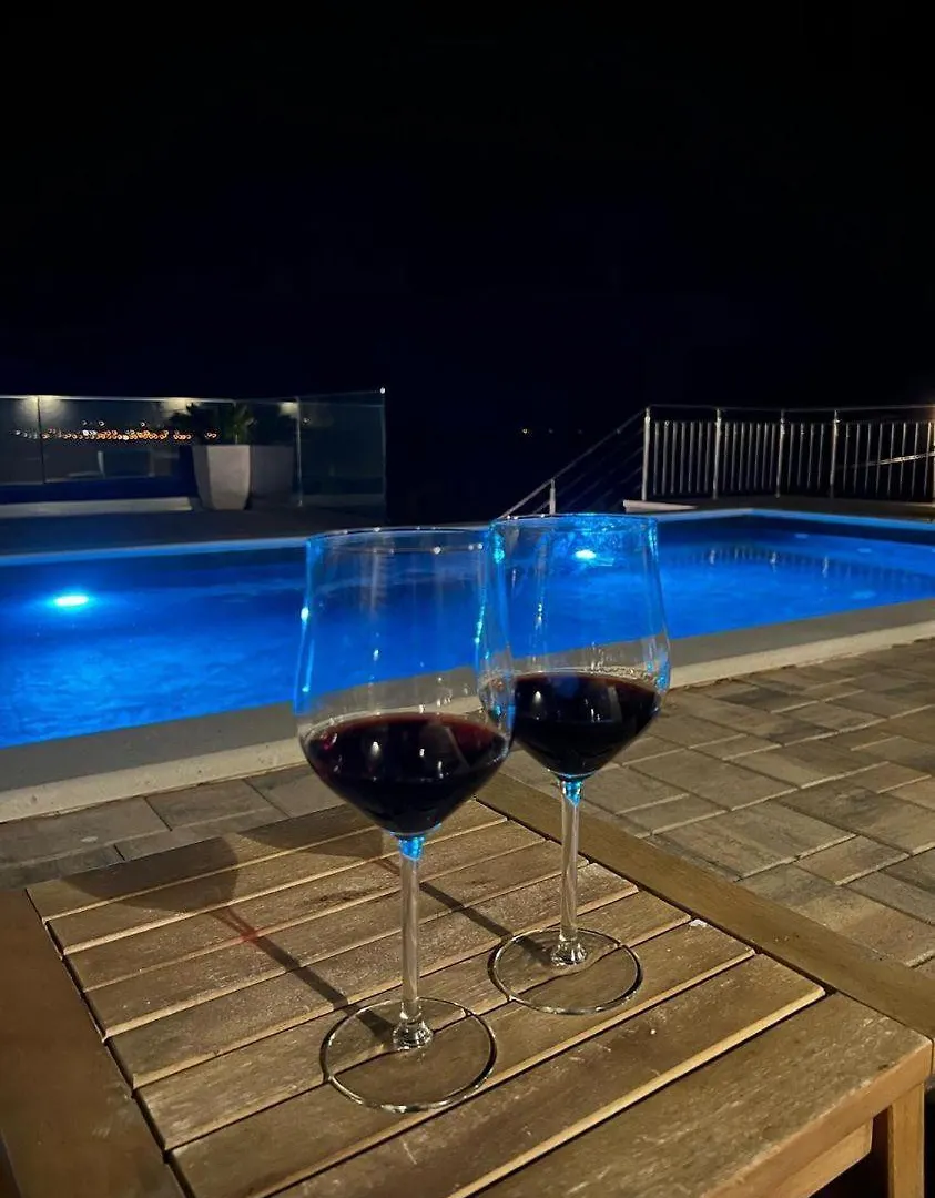 Apartment Petra Stari Grad  Kroatien
