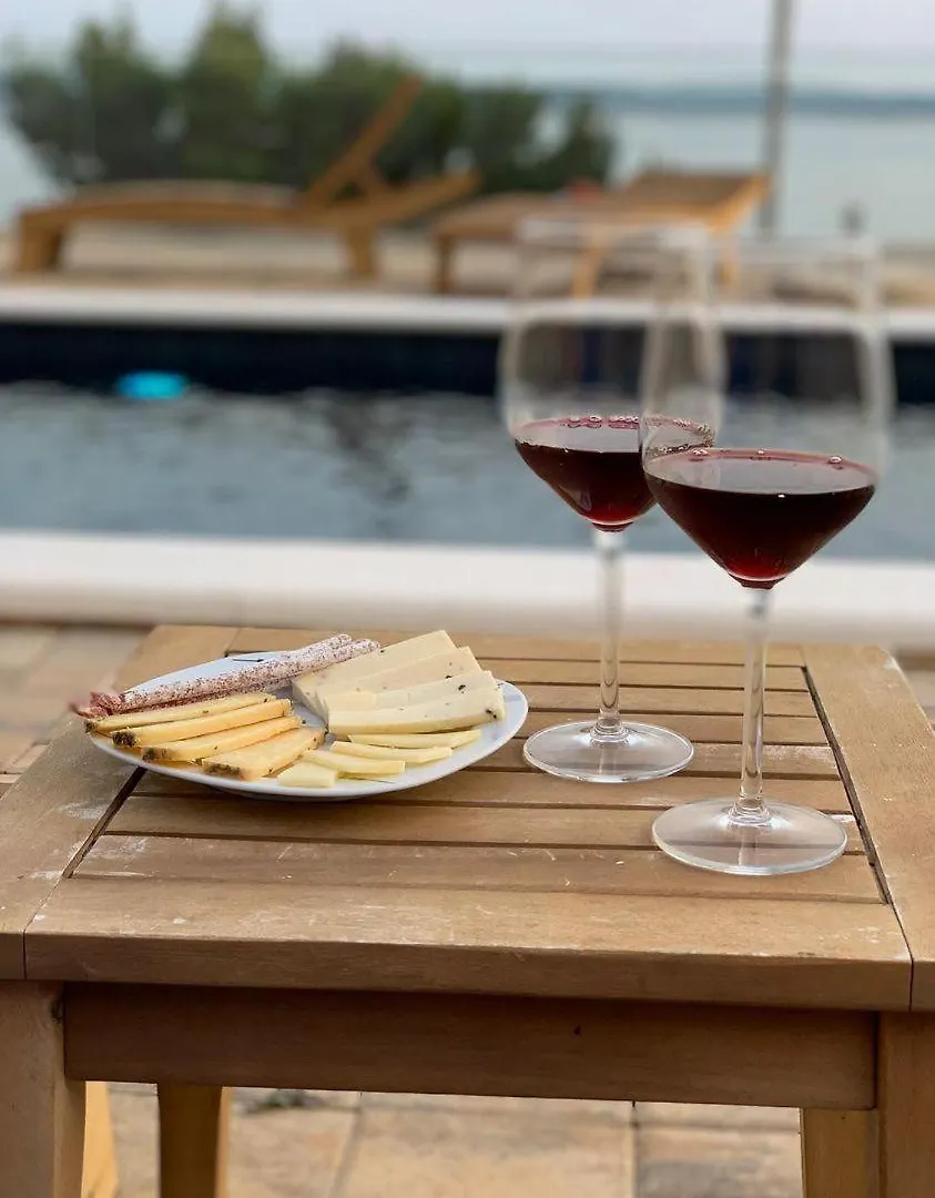 Apartment Petra Stari Grad  Croatia