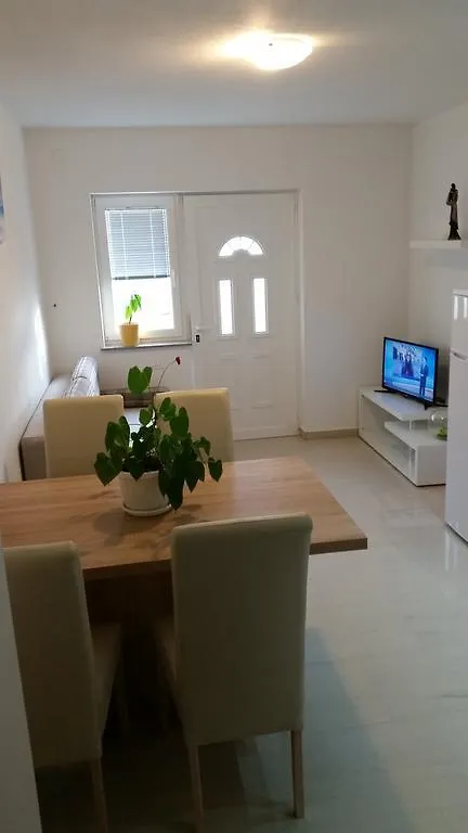Apartment Petra Starigrad Paklenica Chorvatsko