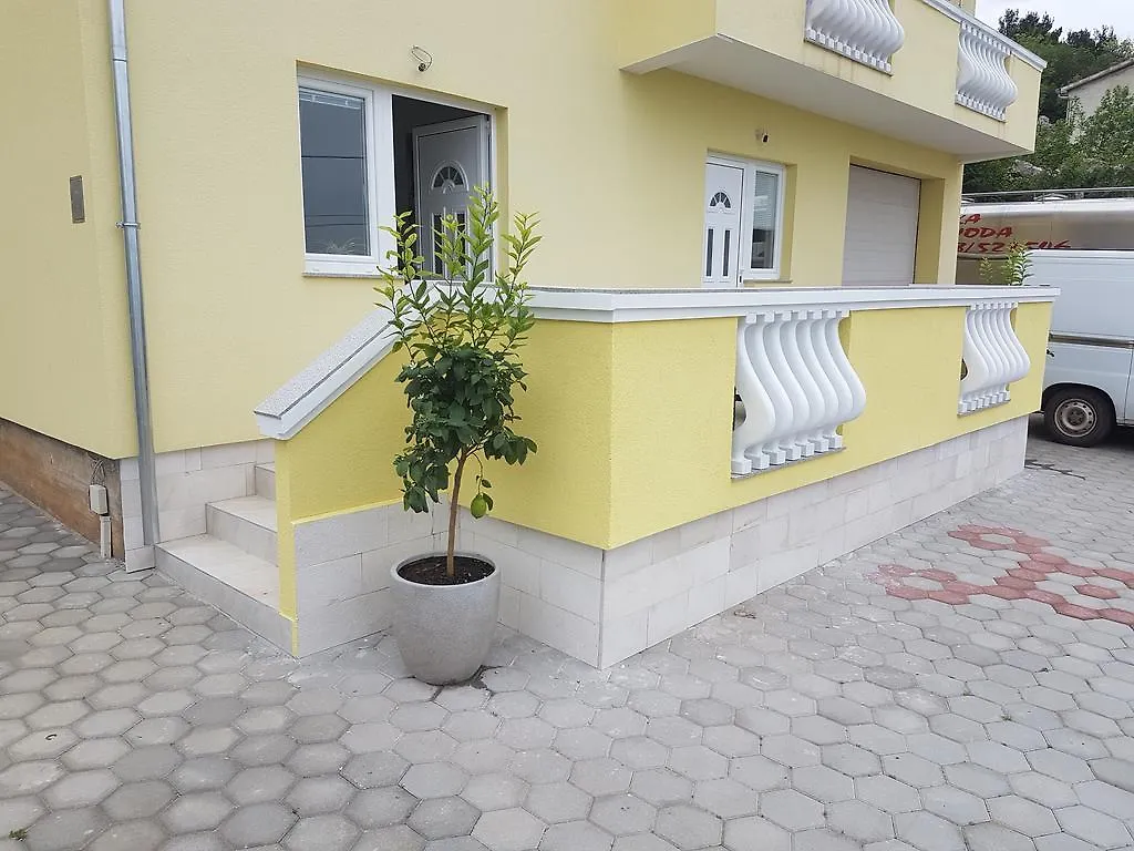 Apartment Petra Starigrad Paklenica 0*,